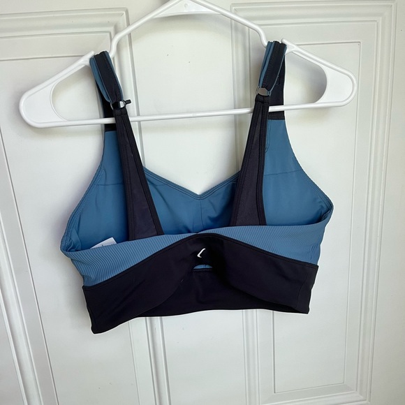 ZYIA Yoga Set - Top & Leggings - Picture 12 of 12